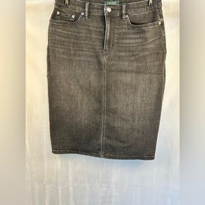 Ralph Lauren Distressed Black Knee-Length Jeans Skirt - Size 8